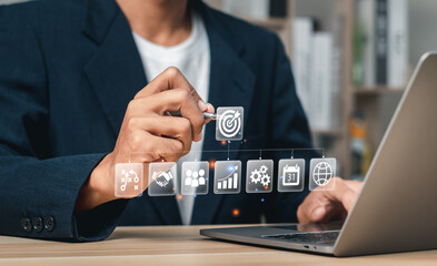 排气管消声器内部结构(排气管消声器工作原理是什么?)